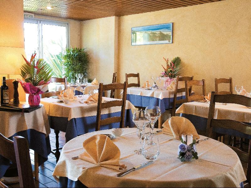 Les Vagues Hotel Restaurant บิสการ์รอส-ปลาจ ภายนอก รูปภาพ