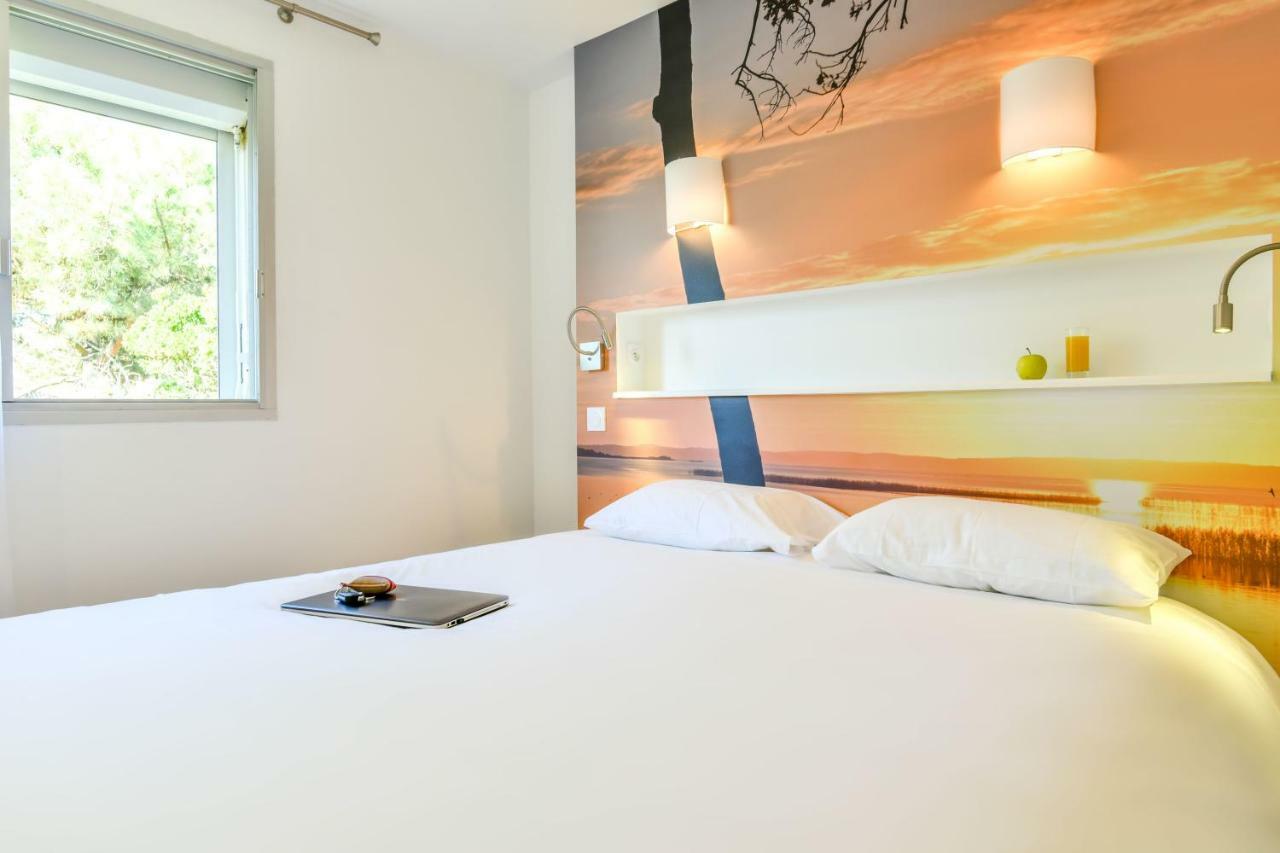 Les Vagues Hotel Restaurant บิสการ์รอส-ปลาจ ภายนอก รูปภาพ